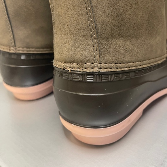 Cloudwalkers Lexi Sweater Trim Women’s Weather Boot Black & Tan 10W by Avenue - Picture 8 of 15